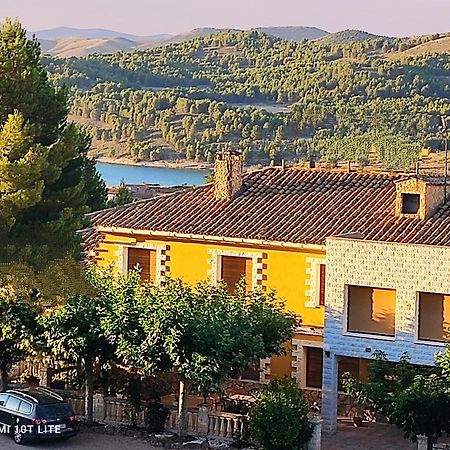 Apartamentos Rurales La Posada De Donato Нуэвалос Экстерьер фото